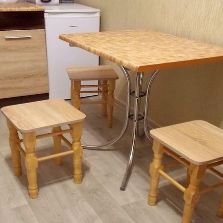 לבוב Apartment At Teodora Sqr מראה חיצוני תמונה