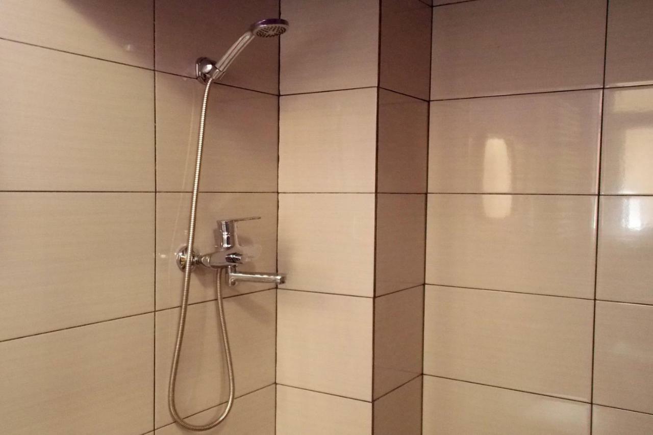 לבוב Apartment At Teodora Sqr מראה חיצוני תמונה